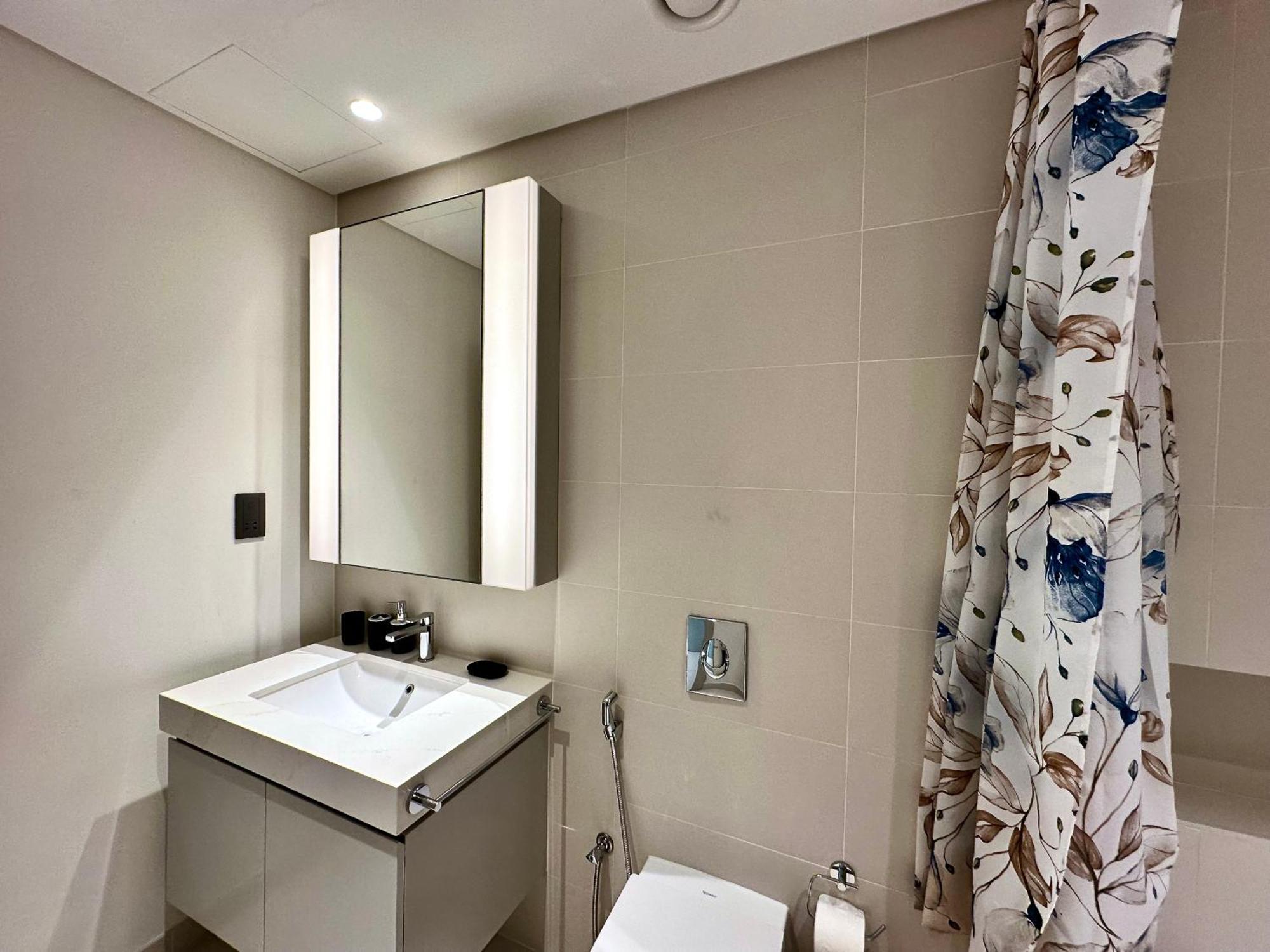 두바이 Lux Bnb I Sun Rise Bay I Palm & Sea View 아파트 외부 사진